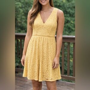 Altar’d State Mustard Yellow Lace Dress – Size S – NWT